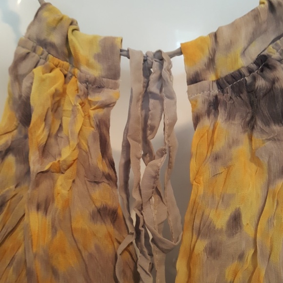 COLORFUL, NICE TOP. - Picture 7 of 8